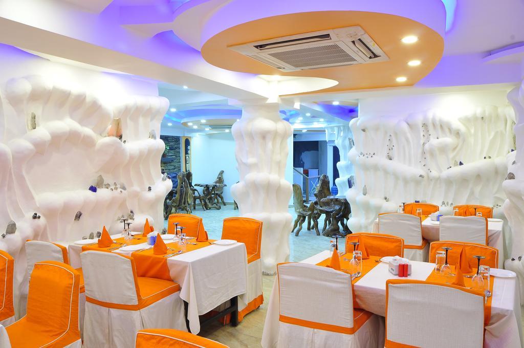 Royal Penguin Boutique Hotel & Spa Kathmandu Ngoại thất bức ảnh