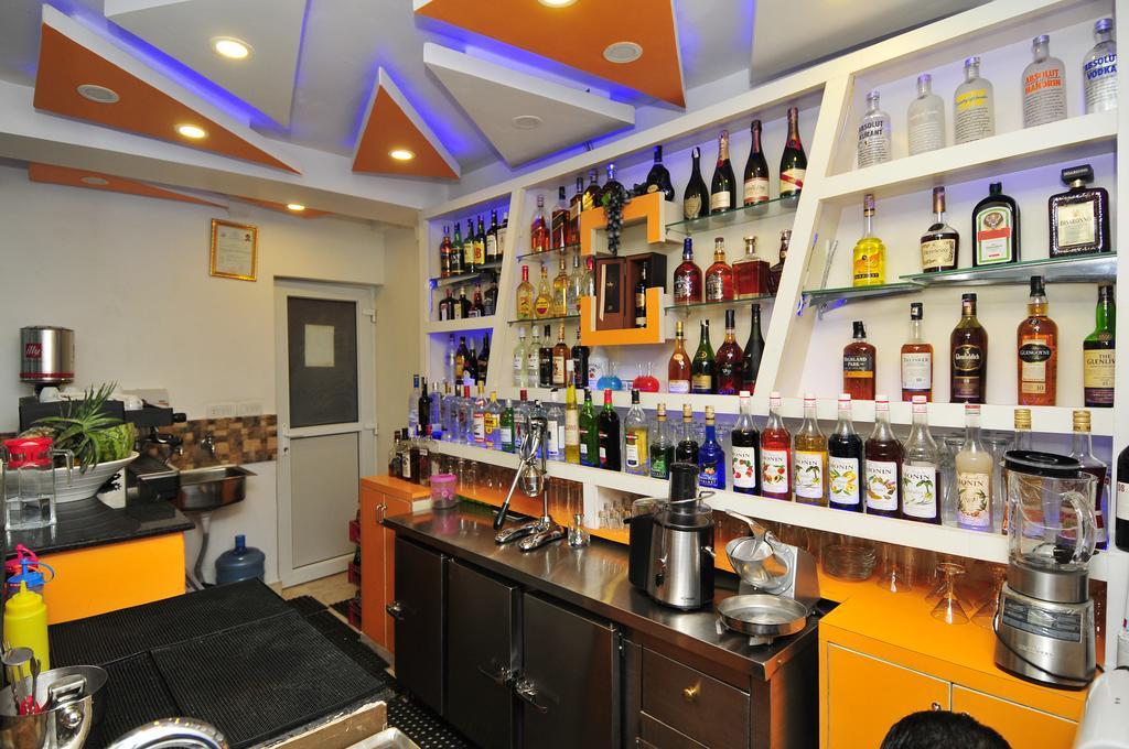 Royal Penguin Boutique Hotel & Spa Kathmandu Ngoại thất bức ảnh