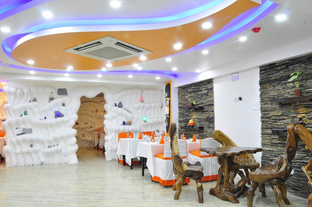 Royal Penguin Boutique Hotel & Spa Kathmandu Ngoại thất bức ảnh
